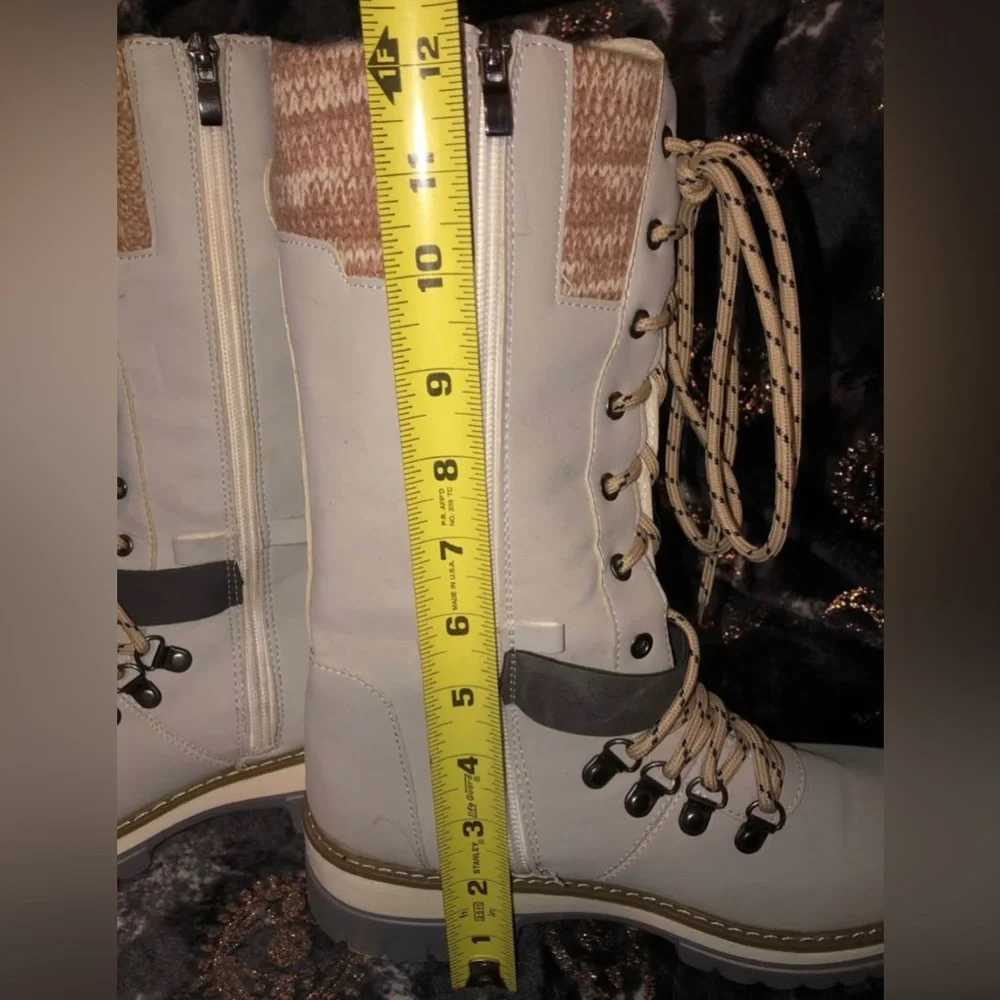 Women's Cream Lace-Up Knit Cuff Winter Boots